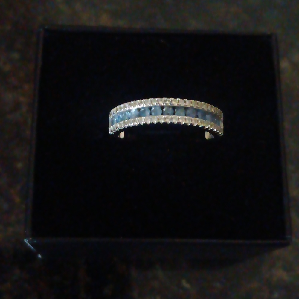 3mmSaphire Ceylon Genuine Channel Set Adorned With Genuine White Saphires NEW